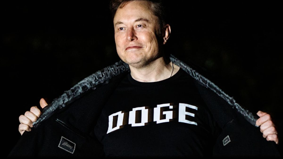 Tesla shares drop 7% in premarket trading after Elon Musk says he is launching a political party