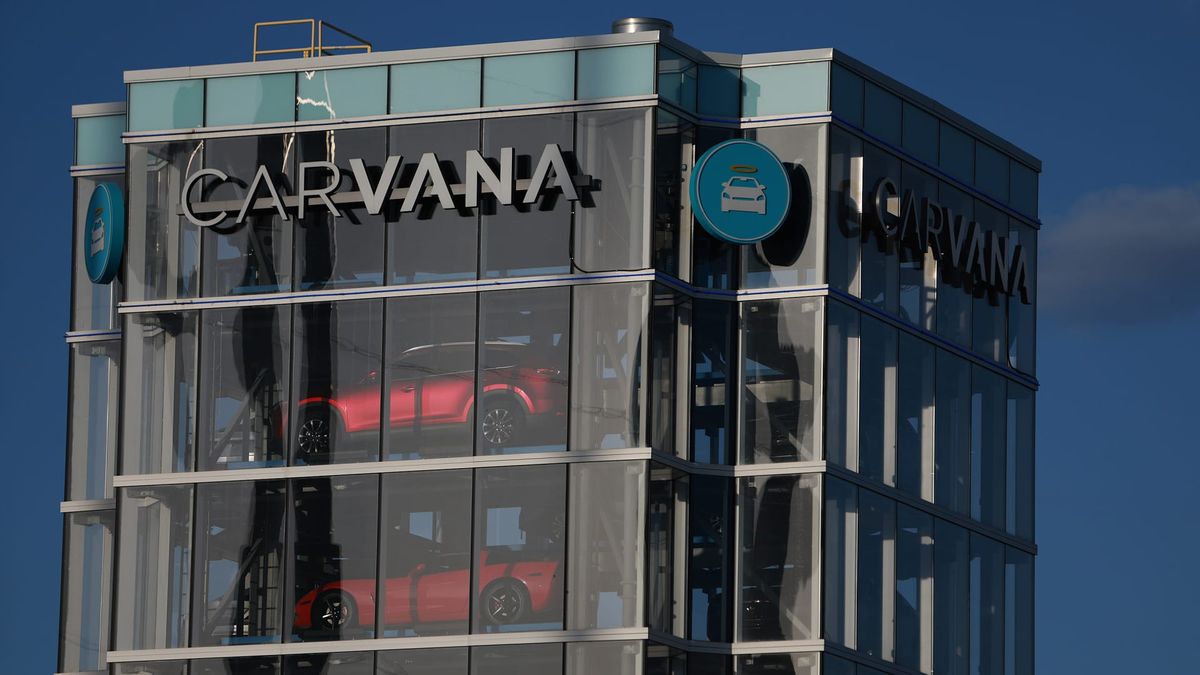 Stocks making the biggest moves midday: Carvana, Goldman Sachs, AT&T and more Stocks making the biggest moves midday: Carvana, Goldman Sachs, AT&T and more