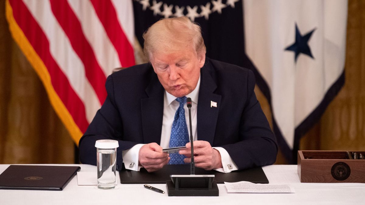 Trump’s coin sale misses early targets as crypto project’s website crashes Trump’s coin sale misses early targets as crypto project’s website crashes