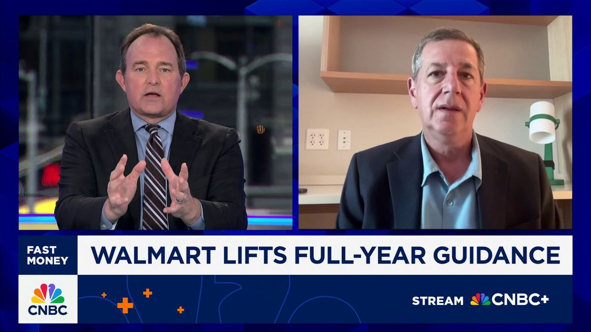 Former Walmart U.S. CEO Bill Simon questions stock drop: 'It was about as good of a quarter as any retailer could have in any environment' 1 Walmart's results show 'it's firing on all cylinders', says fmr. U.S. CEO Bill Simon