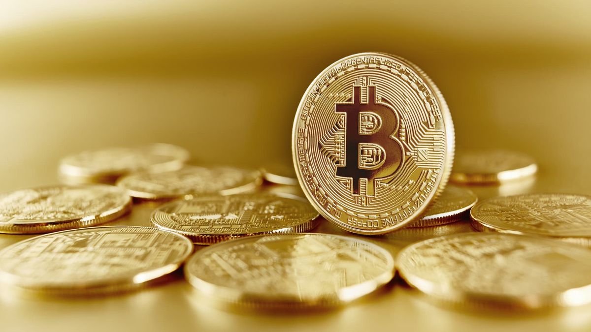 Bitcoin retail investor at ‘max desperation,’ says Bitwise CIO, but crypto winter not coming