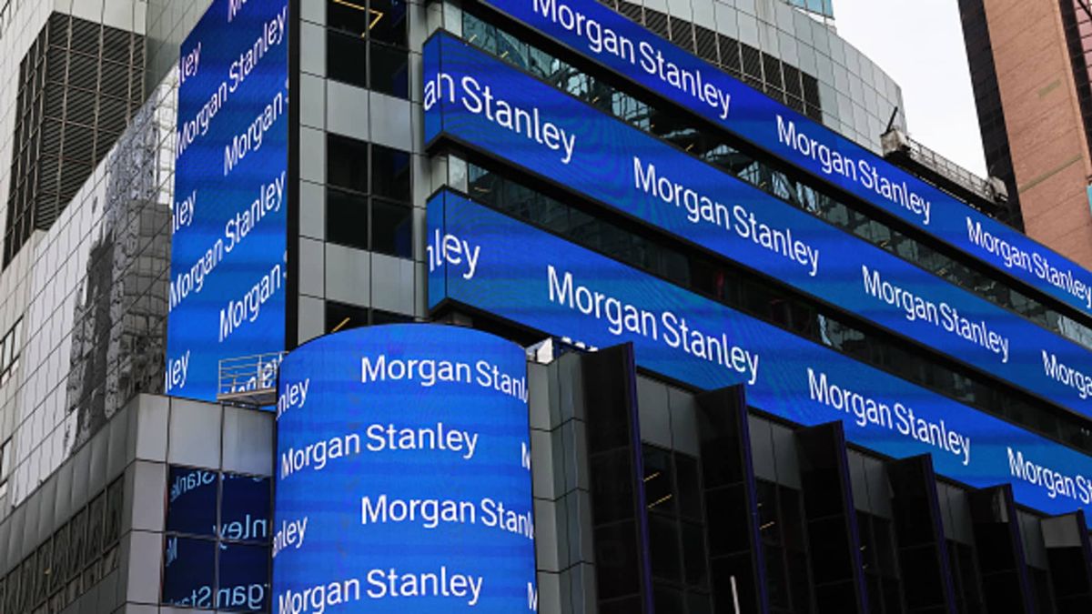 Morgan Stanley revenue tops estimates, but CEO warns of geopolitical, economic risks ahead