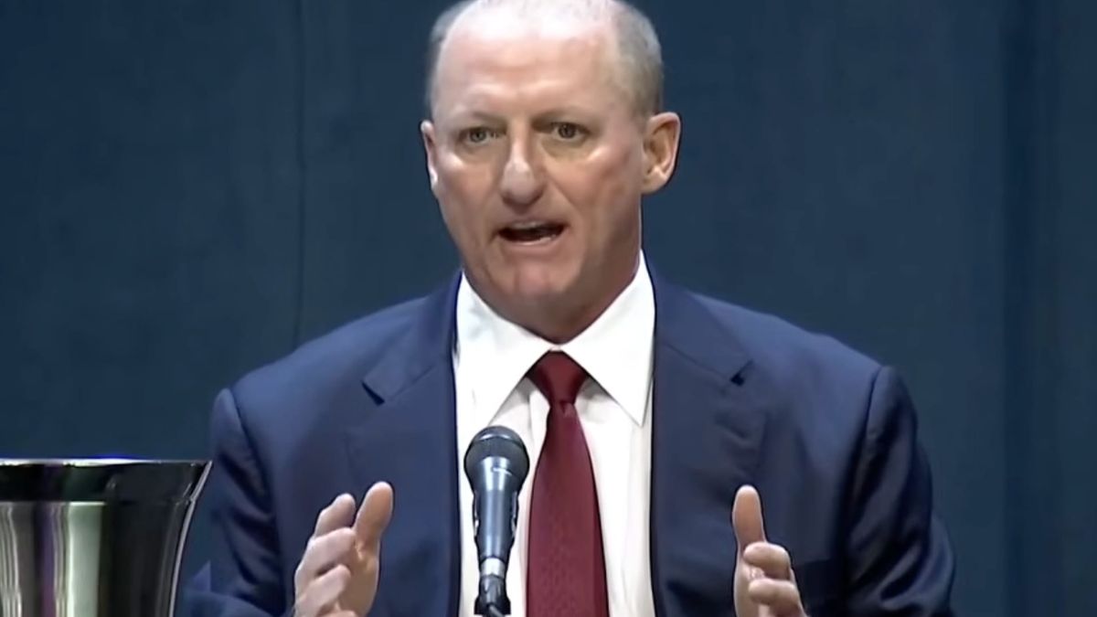 Berkshire Hathaway makes .8 billion housing bet with Taylor Morrison deal Berkshire Hathaway makes .8 billion housing bet with Taylor Morrison deal