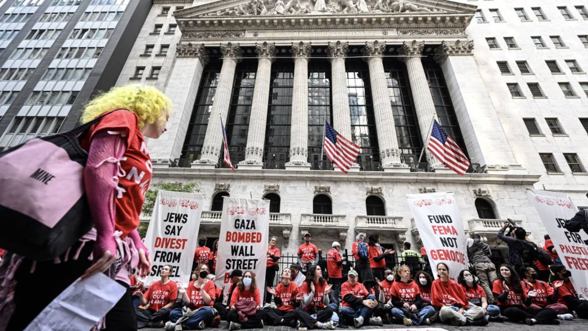 Pro-Palestine protestors cause disturbance outside the New York Stock Exchange Pro-Palestine protestors cause disturbance outside the New York Stock Exchange