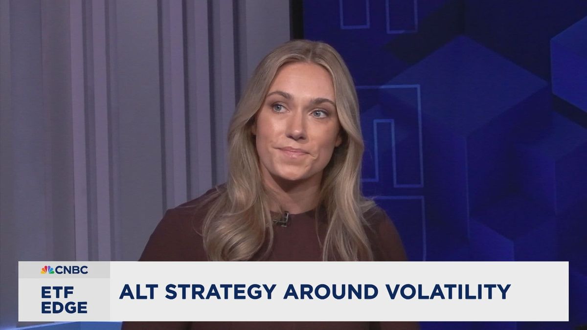 How gold, bitcoin are moving beyond market hedge and boosting investment income 1 Behind the rapid rise of alternative ETF investments