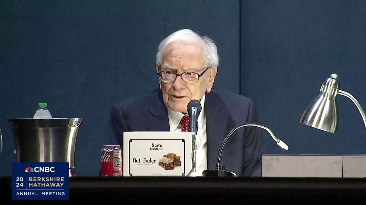 Buffett says Berkshire sold its entire Paramount stake: 'We lost quite a bit of money' 1 Warren Buffett says Berkshire sold its entire Paramount stake and 'lost quite a bit of money'