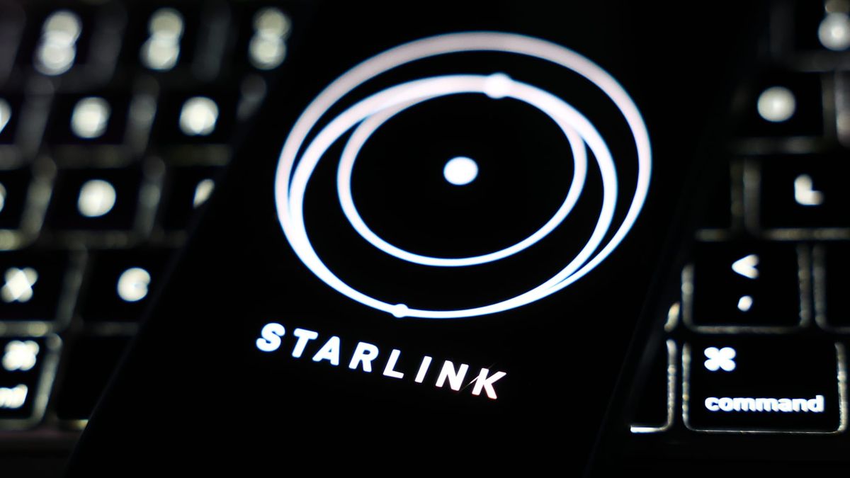 Musk’s Starlink hit with hours-long outage after rollout of T-Mobile satellite service