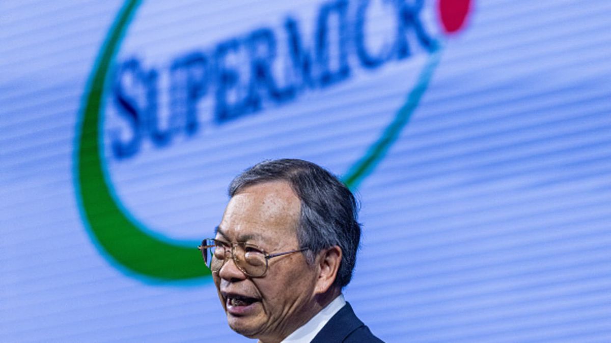 Super Micro’s 44% plunge this week wipes out stock’s gains for the year