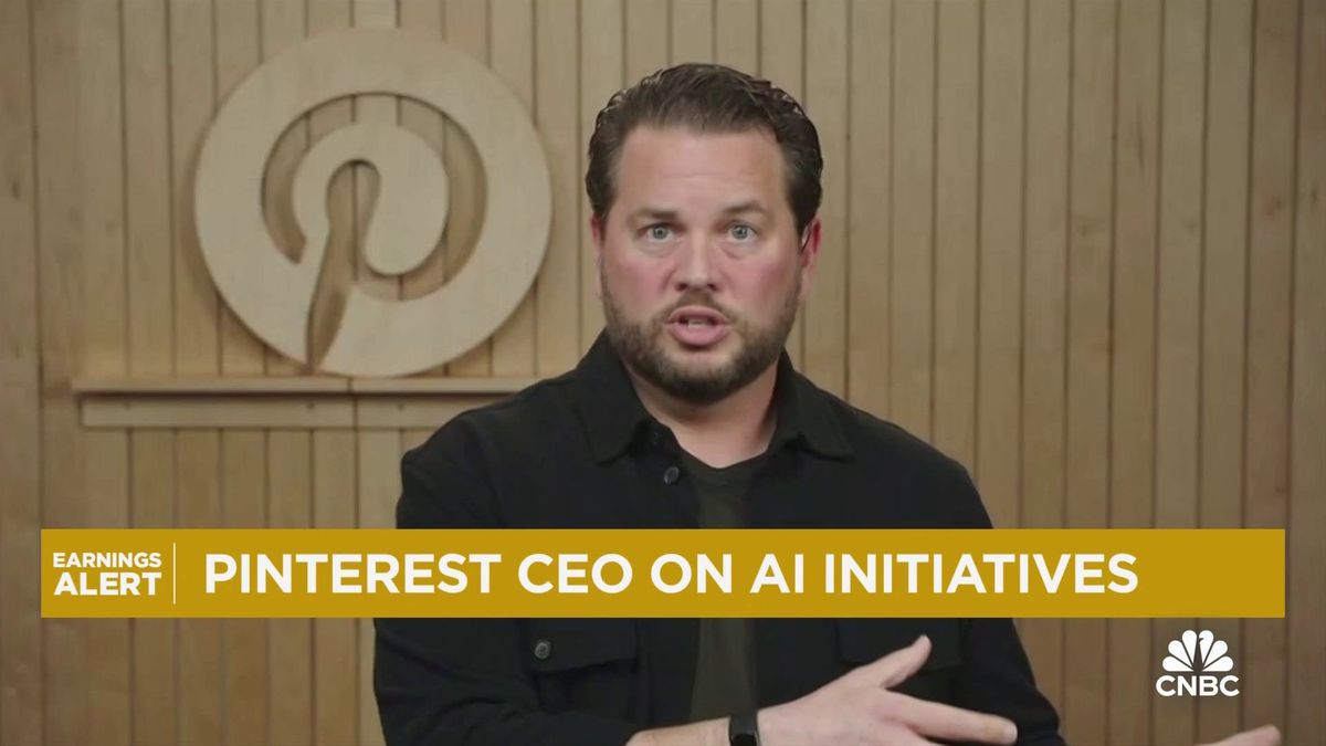 Pinterest shares drop on weak outlook, revenue miss 1 There's still 'a lot of tailwinds' for Pinterest, says CEO Bill Ready