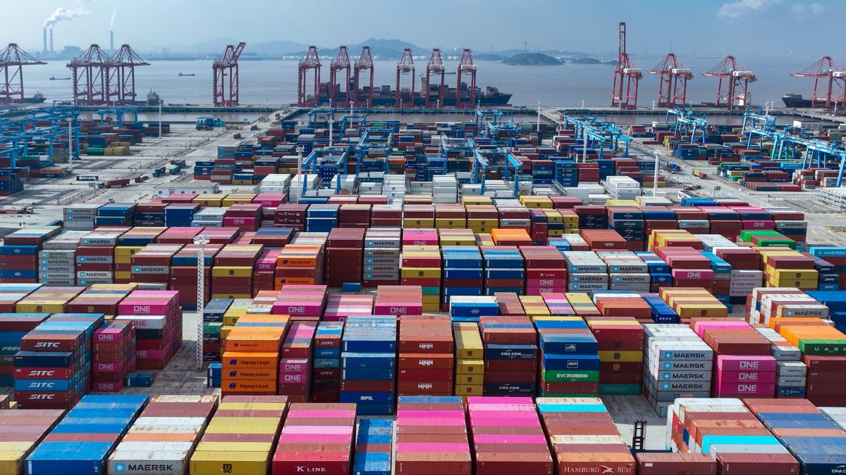 Supply chain diversification away from China is progressing from talks to action, EU chamber says