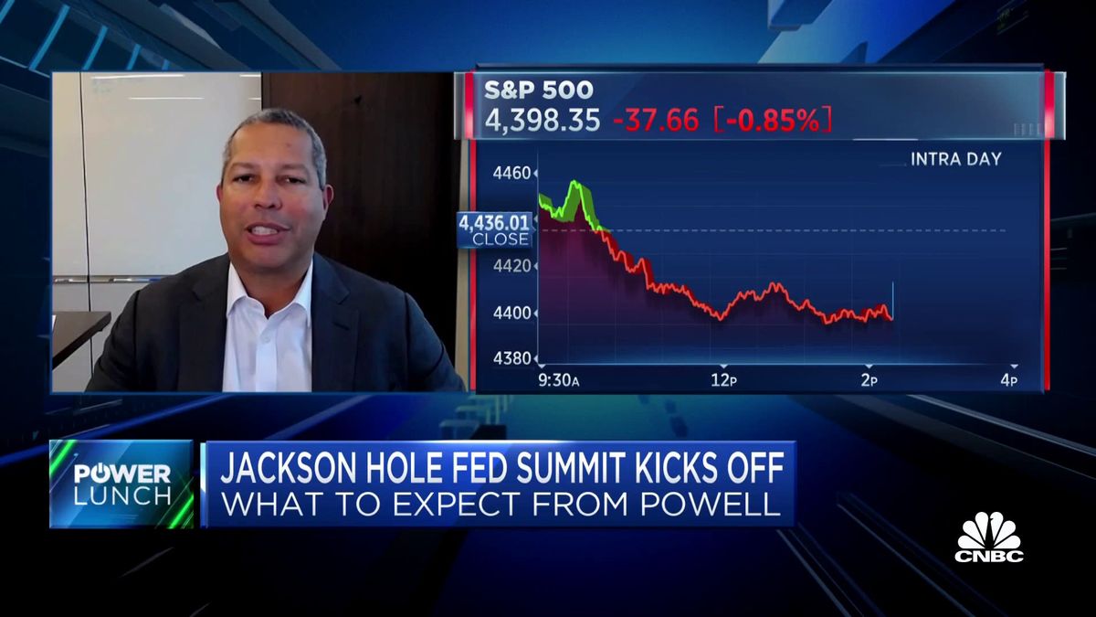 Powell's pivotal speech Friday could see a marked shift from what he's done in the past 1 Morgan Stanley's Seth Carpenter says Powell will need to stay hawkish at Jackson Hole