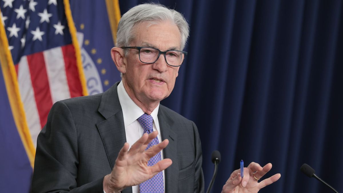 Jerome Powell could stay at the Fed even after being removed as chair. Here’s what that means