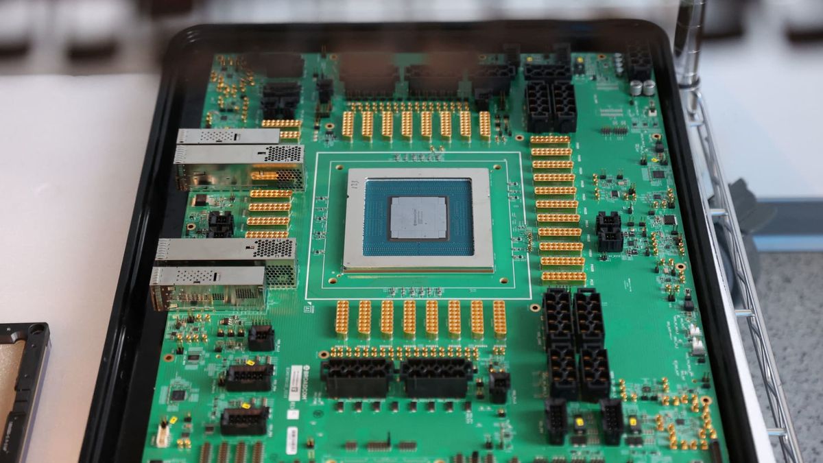 Broadcom is joining Alphabet in the AI rally. Why investors are jumping in