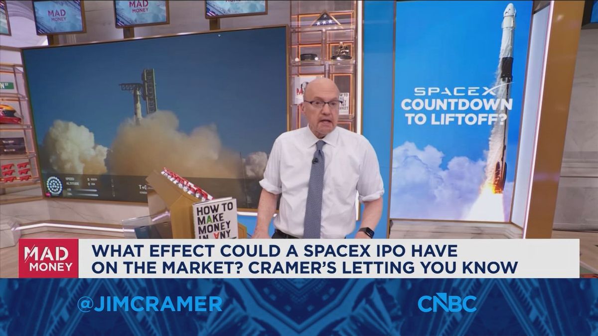 Jim Cramer fears SpaceX's IPO could be 'destructive' for the rest of market 2 A SpaceX IPO could overwhelm the market with excess supply, says Jim Cramer