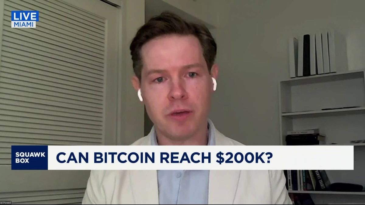 The boldest bitcoin predictions for 2025 are in — and most see prices doubling to $200,000 1 Bitcoin to hit $200,000 in 2025 thanks to Trump, crypto CEO says
