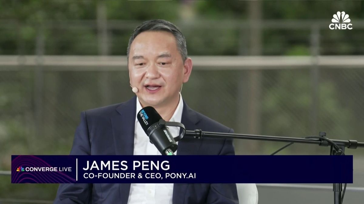 Pony.ai wins first permit for fully driverless taxi operation in the center of China's Silicon Valley 1 'It is coming': Pony.ai CEO says autonomous vehicles are becoming a de facto mode of transportation