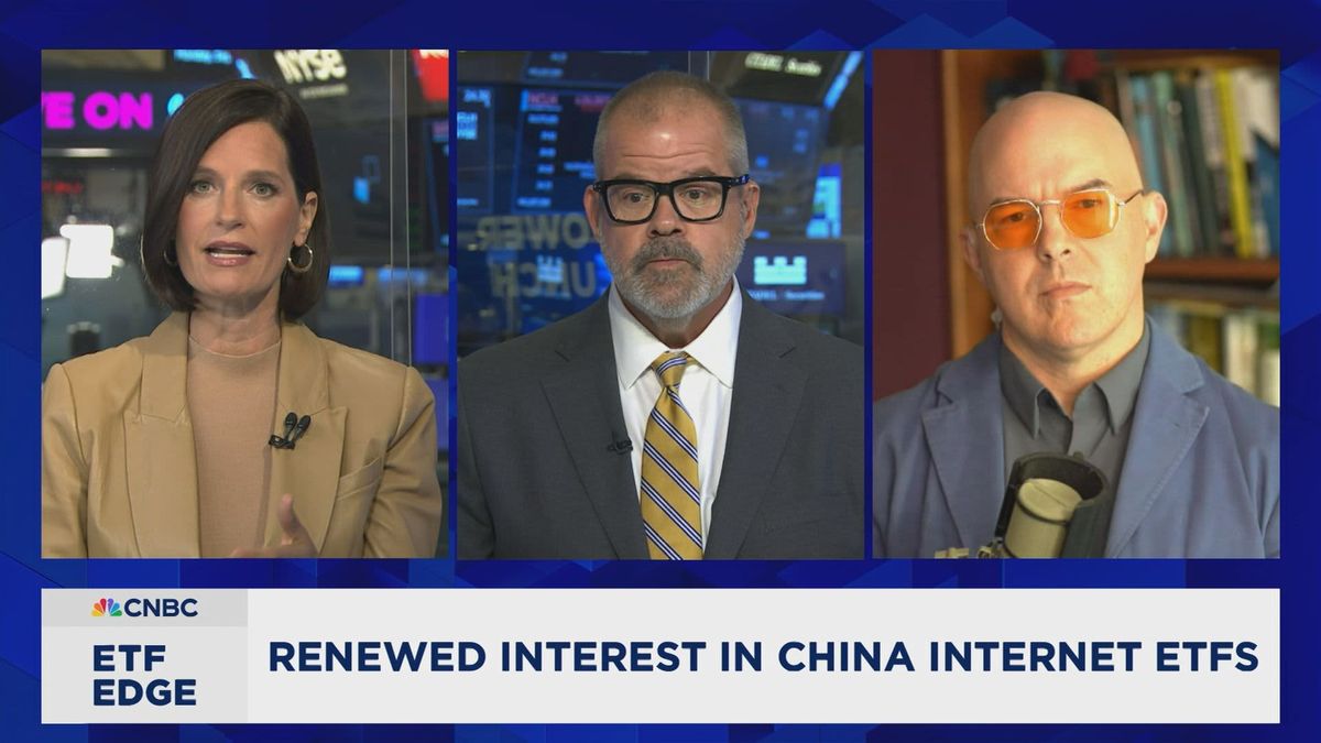 Investors may want to consider boosting their exposure abroad — even with U.S. stocks around record highs 1 New catalysts for emerging markets, suggests EMQQ founder Kevin Carter