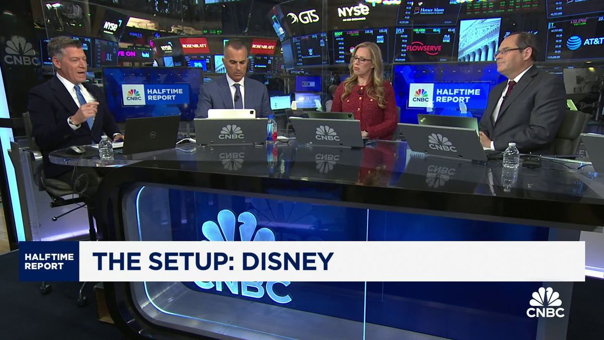 Cisco reports fourth straight quarter of declining revenue 1 The Earnings Setup: Cisco Systems, Applied Materials and Disney