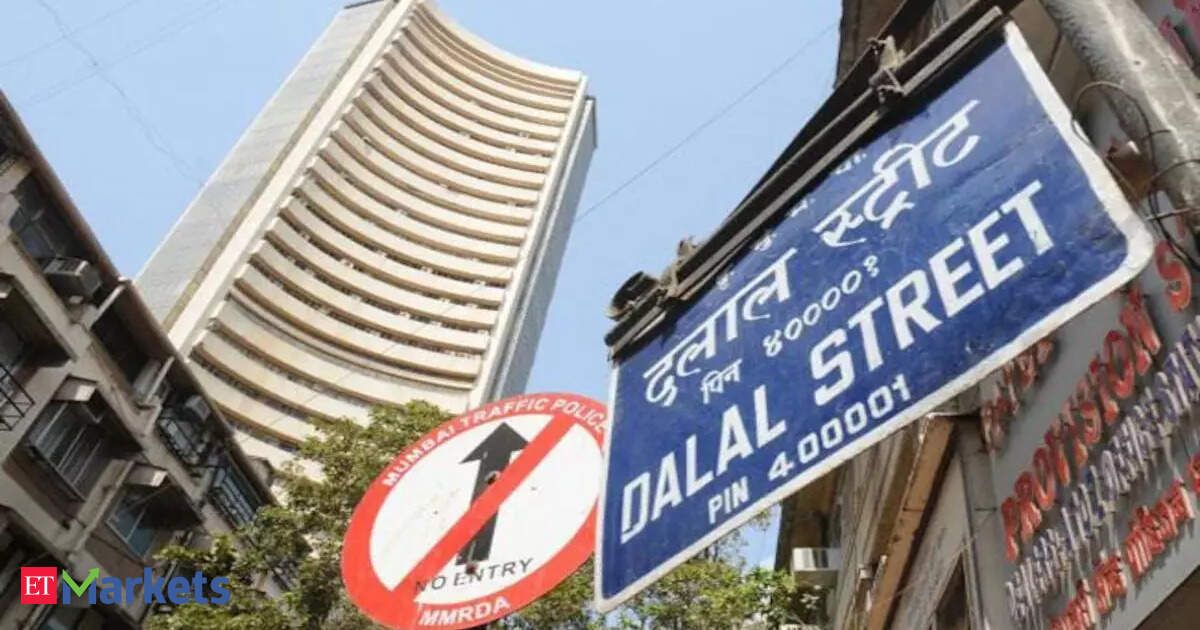No Iron Don to protect D-Street, indices slump 1% under US fire No Iron Don to protect D-Street, indices slump 1% under US fire