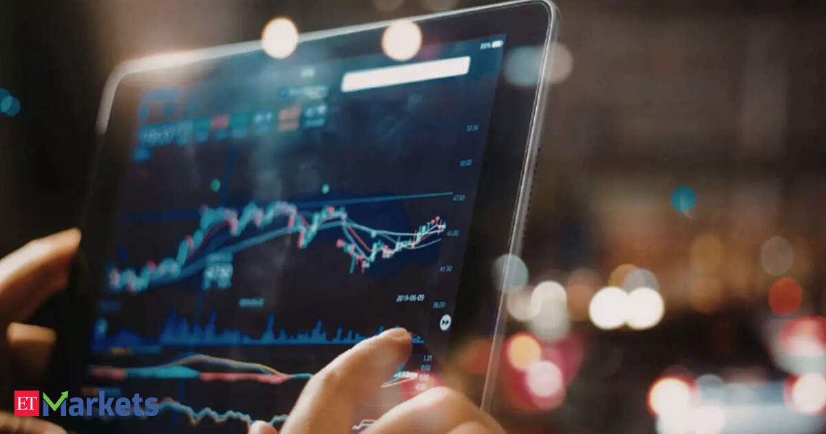 Gift Nifty hints at muted start for D-Street; key trading cues for today