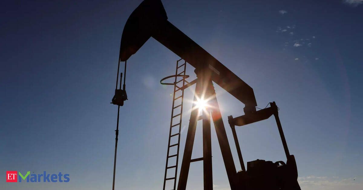 Crude oil trades near /bbl; HPCL, GAIL could give 7-16% return in next 1 year