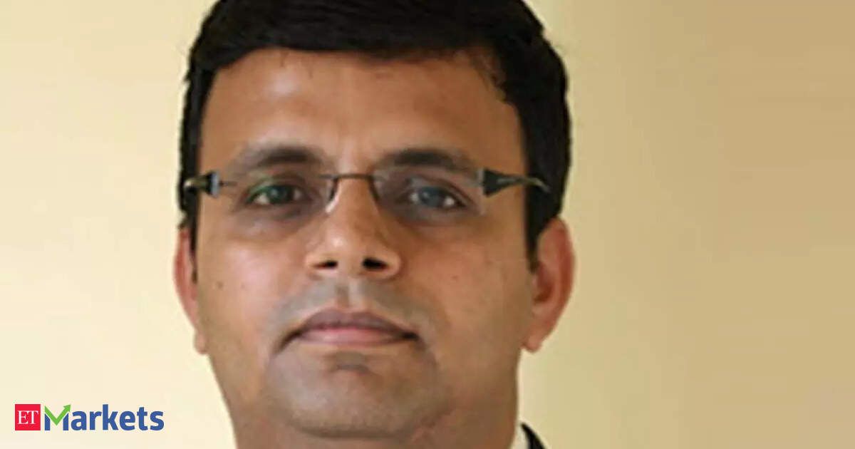 Jayesh Sanghrajka named Infosys CFO as Nilanjan Roy resigns