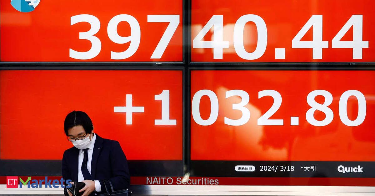Japan’s Nikkei drops 1% as Iran attack, Wall Street sell-off fuel risk aversion