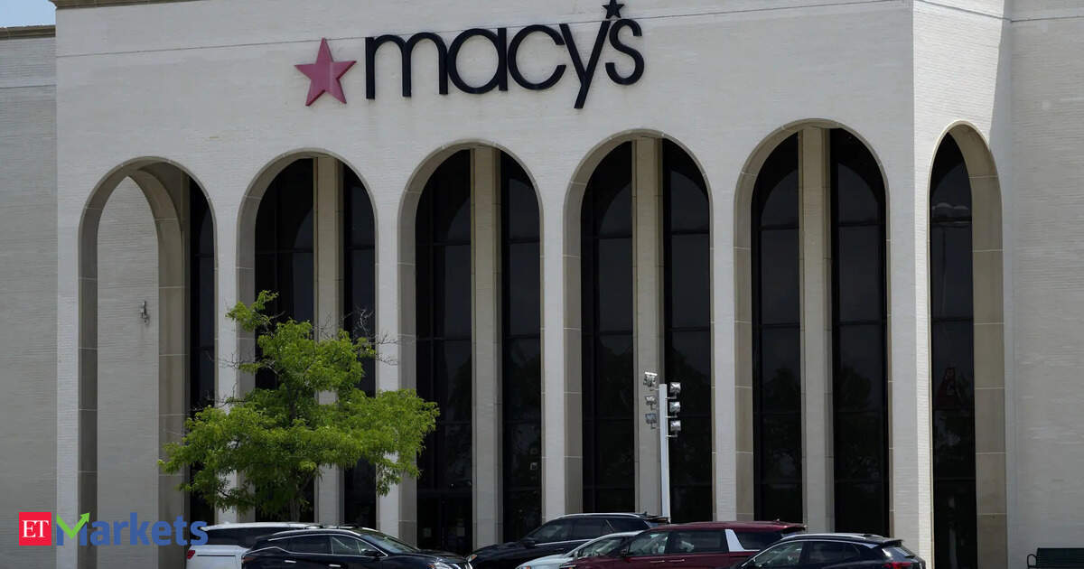 Macy’s shares drop 3.5% after it delays quarterly results on finding employee hid millions in delivery expenses