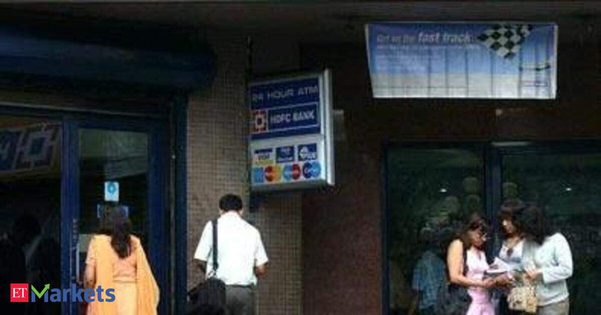 More trouble brewing? HDFC Bank fires 3 executives for mis-selling bonds, says report