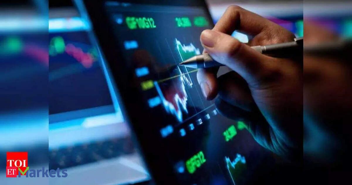 Blackstone sells Rs 6,100-crore stake in Embassy REIT; IndusInd Bank exits Nippon Life AMC Blackstone sells Rs 6,100-crore stake in Embassy REIT; IndusInd Bank exits Nippon Life AMC