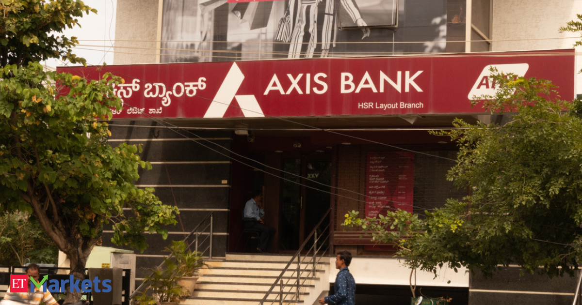 Bain Capital sells 1.1% stake in Axis Bank for over Rs 3,700 cr; FPIs among buyers