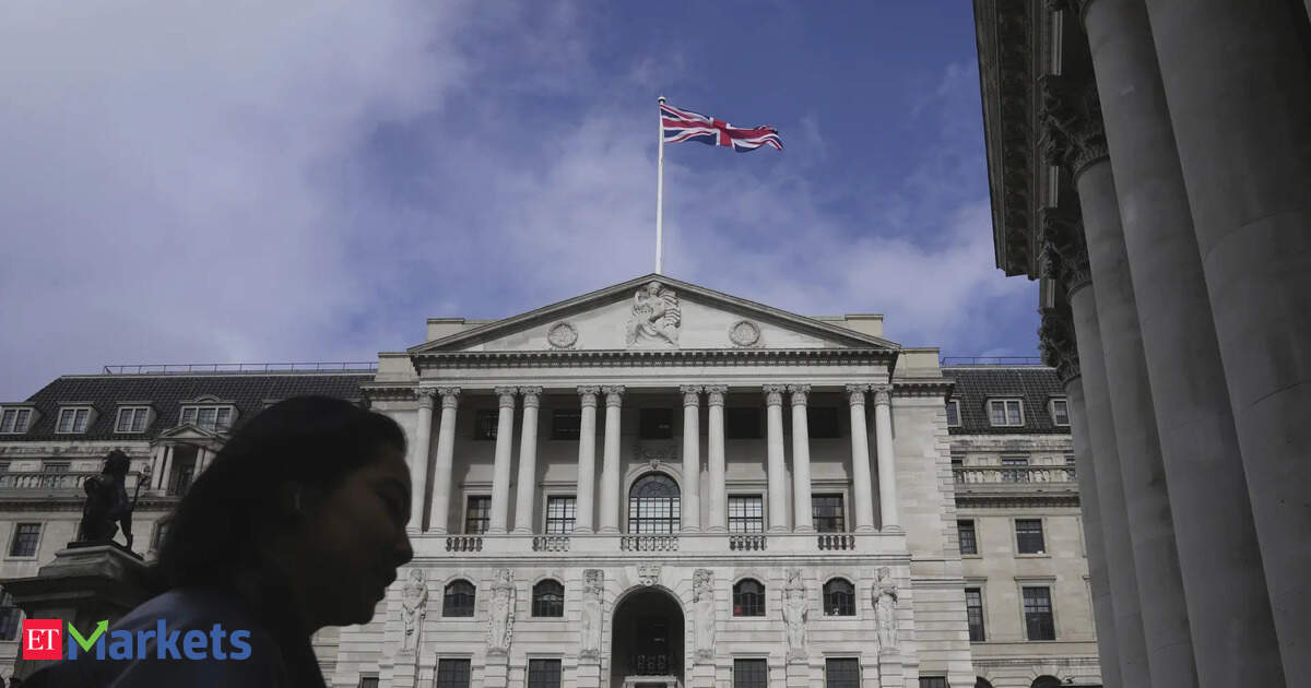 Bank of England cuts main interest rate by a quarter-point to 4.75% but sees higher inflation after Reeves’ budget Bank of England cuts main interest rate by a quarter-point to 4.75% but sees higher inflation after Reeves’ budget