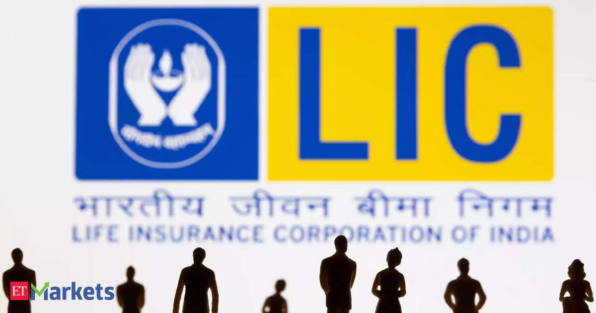 Govt open to selling stake in GIC Re, LIC in FY24/25: Source