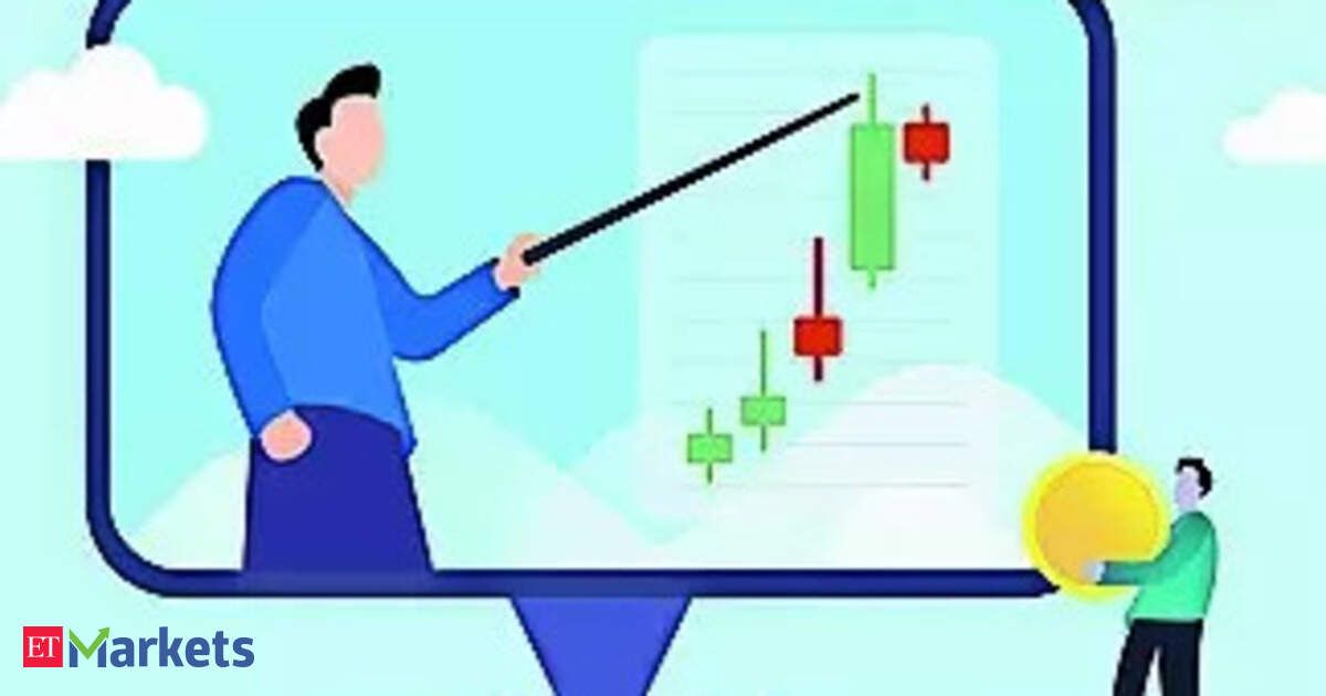Sebi crackdown on finfluencers: Avadhut Sathe says only provides training Sebi crackdown on finfluencers: Avadhut Sathe says only provides training