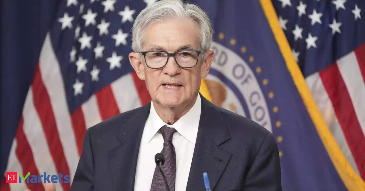 US Fed keeps rates steady, sees 50 bps rate cut in 2025 US Fed keeps rates steady, sees 50 bps rate cut in 2025