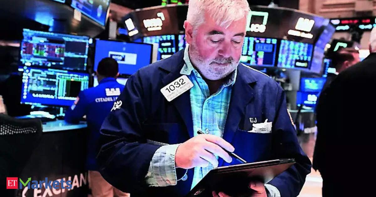 S&P 500, Nasdaq reach all-time closing highs on AI dealmaking boost