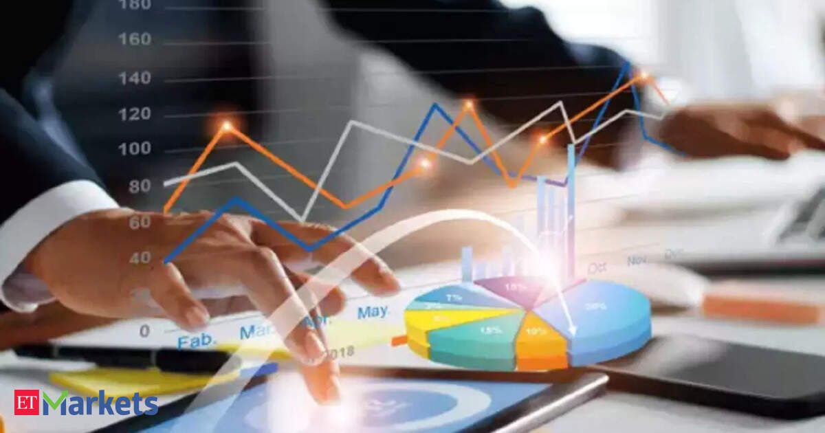Tata Motors, RIL among 1,100 stocks at 52-week lows as market rout deepens