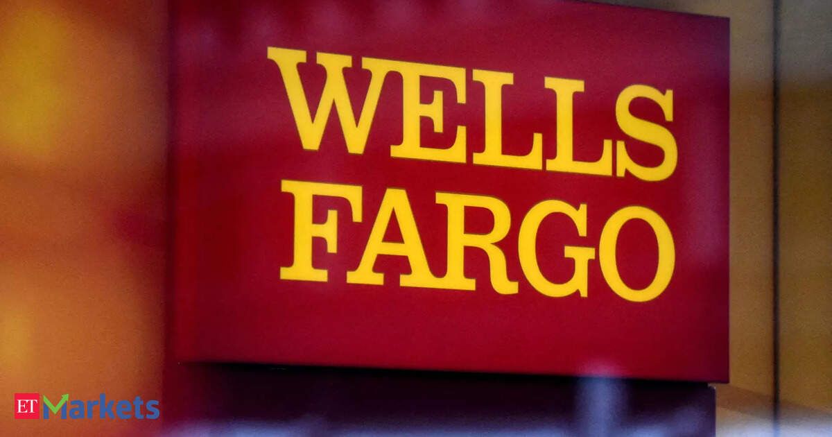 Wells Fargo Q4 Results: Profit beats estimates; bank warns of lower interest income in 2024 Wells Fargo Q4 Results: Profit beats estimates; bank warns of lower interest income in 2024