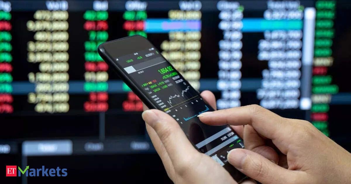 Nifty seen moving rangebound amid sector rotation; cautious optimism advised