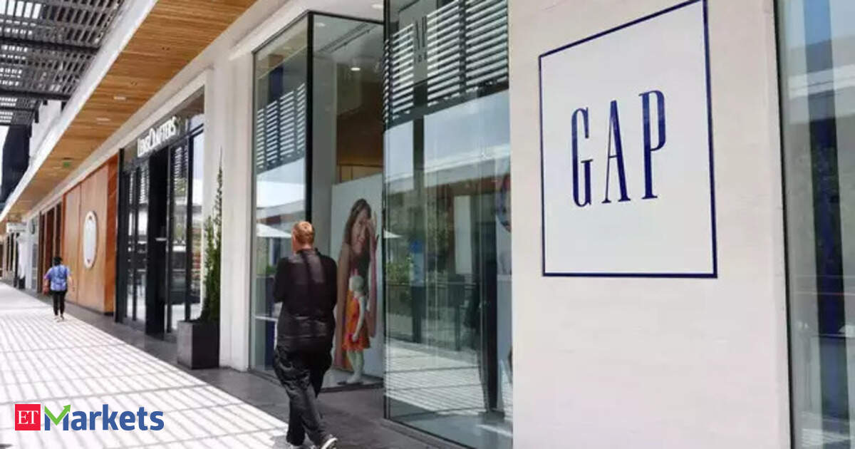 Gap shares jump 30% to extend months-long bet on new CEO’s revival effort Gap shares jump 30% to extend months-long bet on new CEO’s revival effort