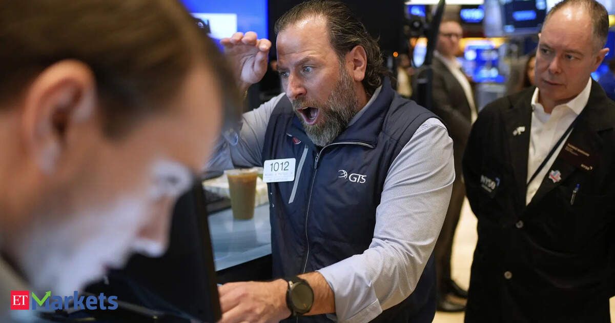 Dow plummets 1,600 points, Nasdaq, S&P down 5% as Trump tariffs escalate trade war, recession worries