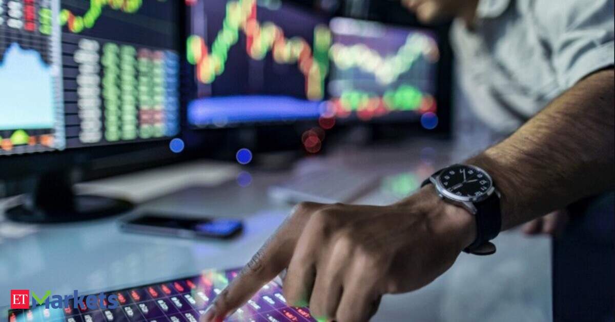 LTIMindtree shares  fall  1.33% as Nifty  gains