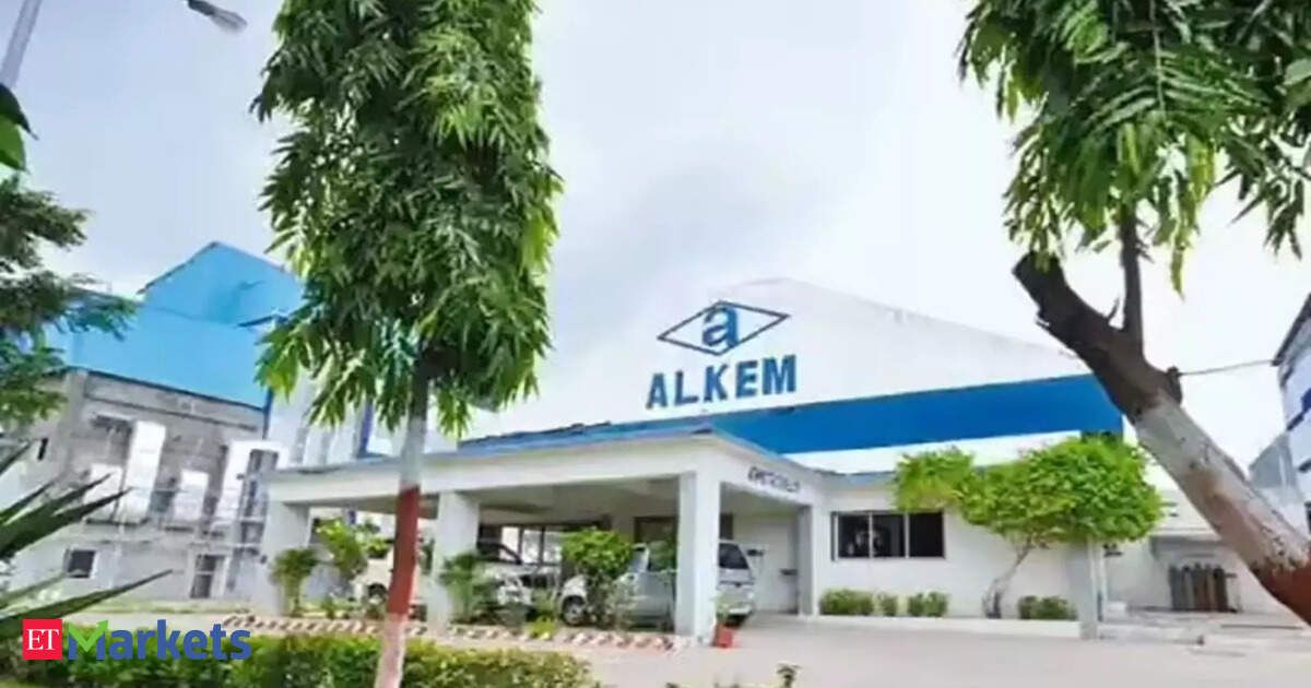 Alkem Labs sees Rs 930 crore block deal as promoter family entities pare stake; Goldman, Morgan Stanley among key buyers Alkem Labs sees Rs 930 crore block deal as promoter family entities pare stake; Goldman, Morgan Stanley among key buyers