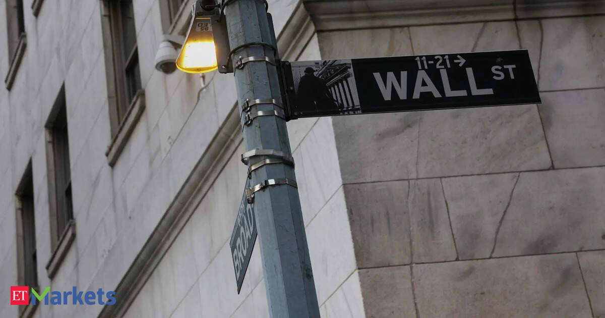 US stocks open higher as rate-cut hopes drive momentum