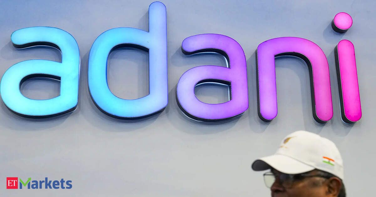 Adani Green Q4 Results: Cons PAT jumps 24% YoY to Rs 383 crore, revenue up 22% Adani Green Q4 Results: Cons PAT jumps 24% YoY to Rs 383 crore, revenue up 22%