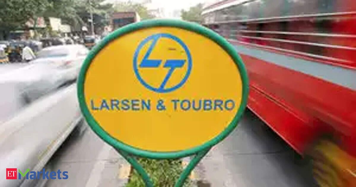 M-cap of six of top 10 most valued firms climbs Rs 63,000 crore; L&T, SBI biggest gainers M-cap of six of top 10 most valued firms climbs Rs 63,000 crore; L&T, SBI biggest gainers