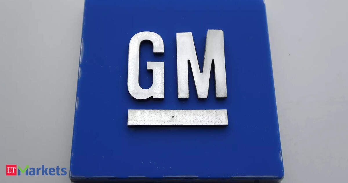 General Motors shares jump 9% as CEO Barra promises shareholders more cash General Motors shares jump 9% as CEO Barra promises shareholders more cash