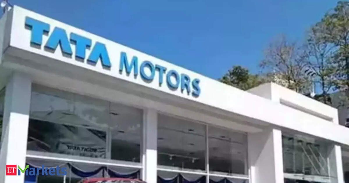 Moody’s downgrades Tata Motors’ outlook to negative, says credit recovery to take months