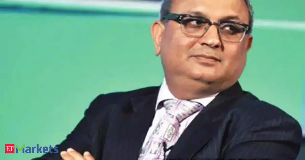 Skin in the game matters: Samir Arora suggests investors to question fund managers on personal exposure