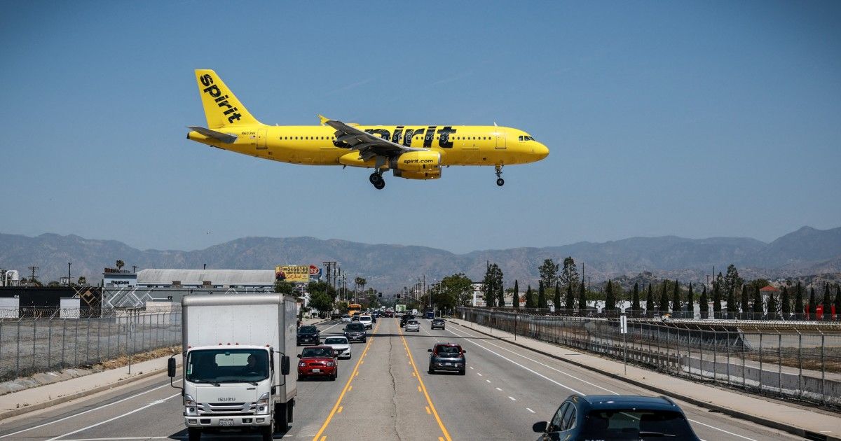 Spirit Airlines nears deal with Trump administration for 0 million rescue package